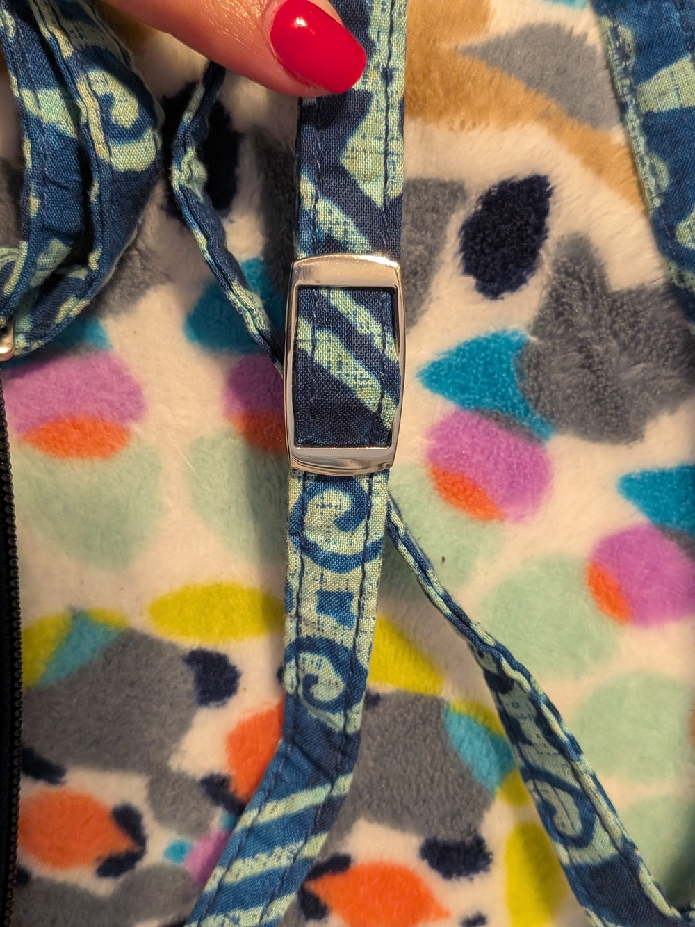 Vera Bradley Retired Ikat Island Crossbody Bag - Picture 8 of 11